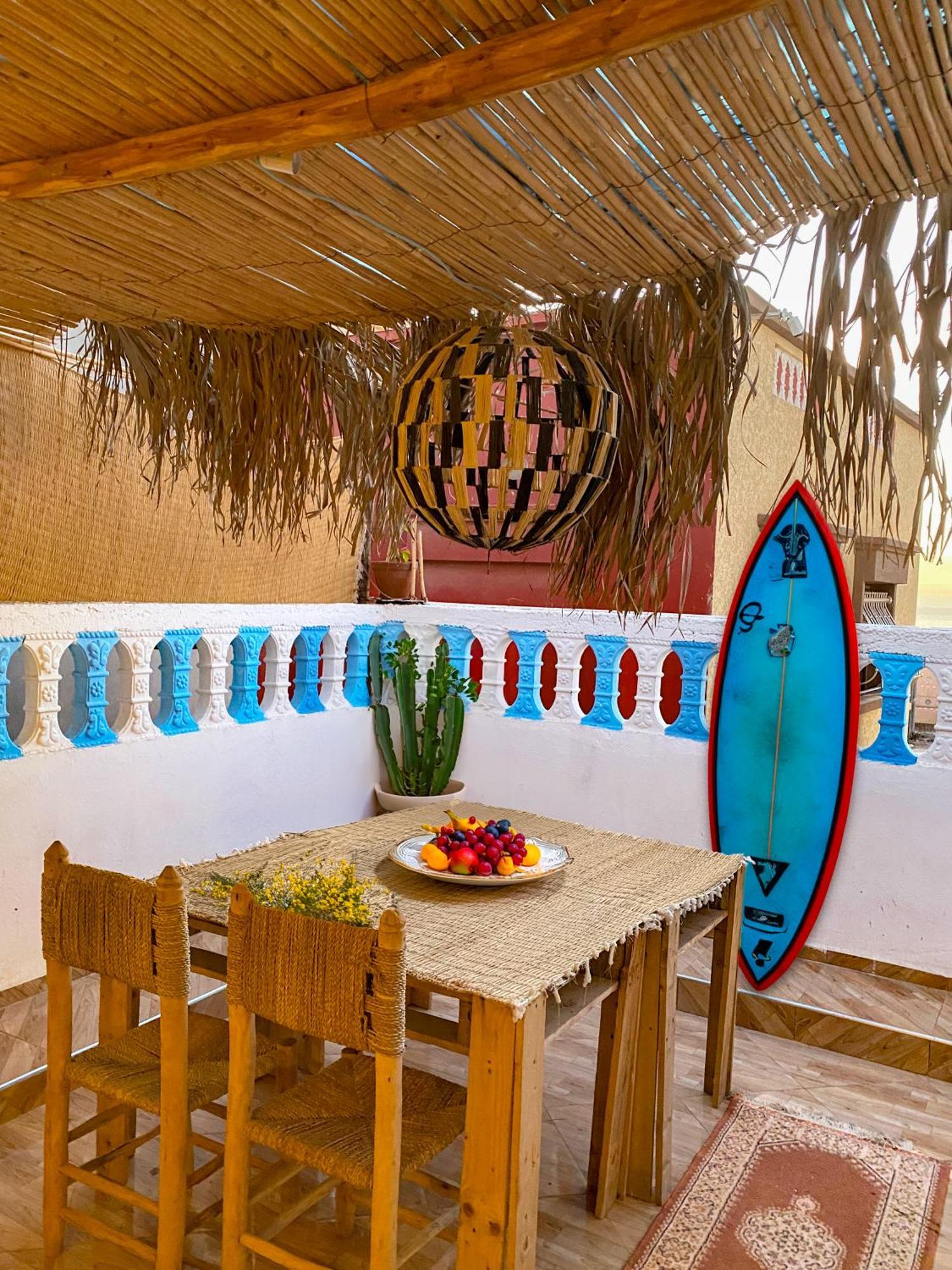 Bright Wave Surfhouse Pansiyon Tamraght Dış mekan fotoğraf